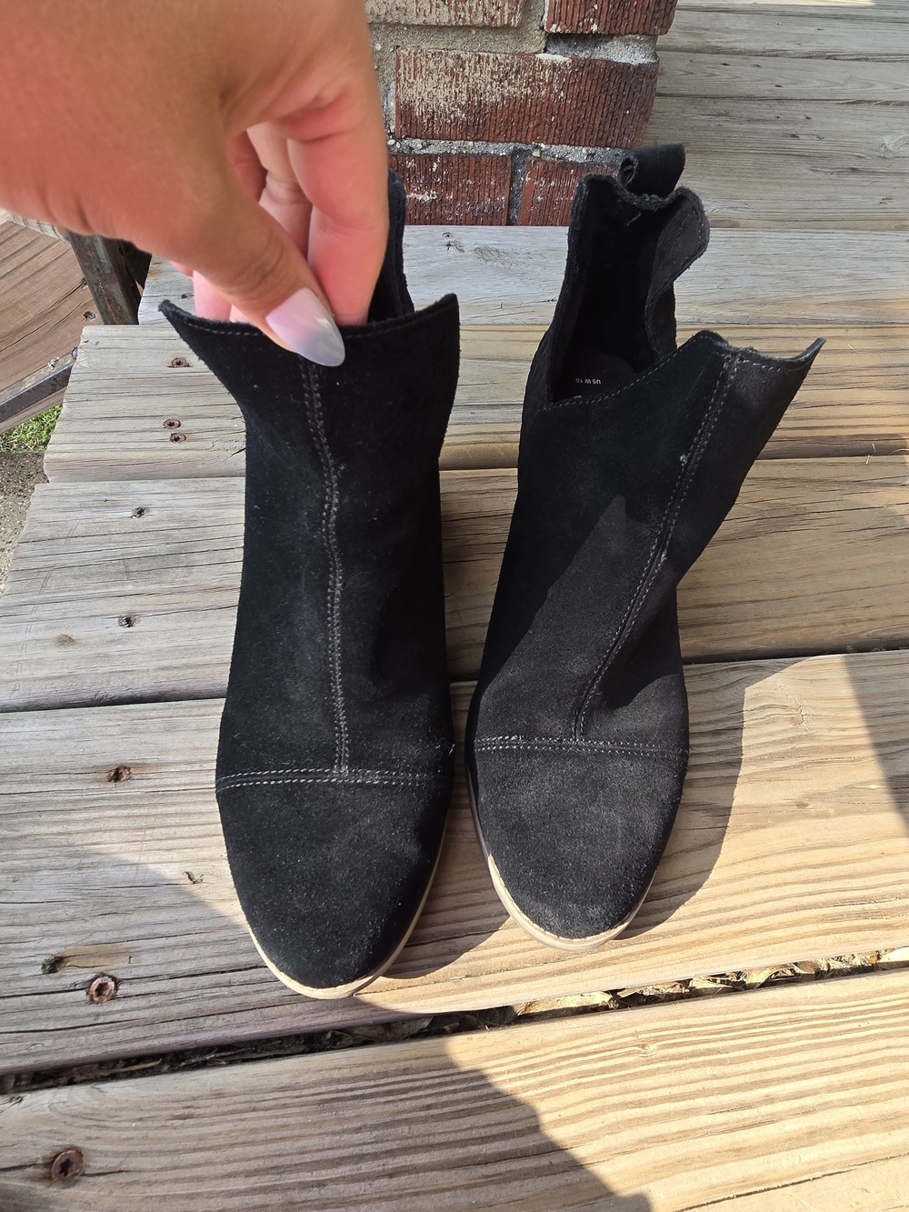 Toms 10 Black Suede Ankle Boots - Women's Fashion Booties